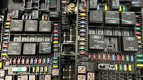 2004 expedition fuel pump relay